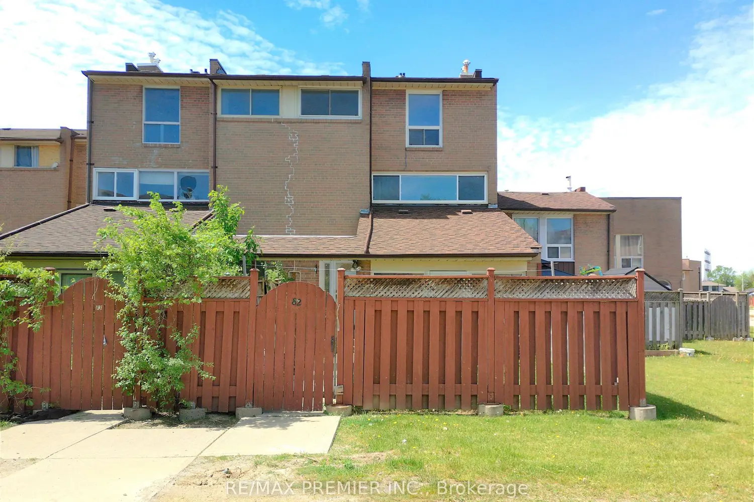248 John Garland Boulevard 82