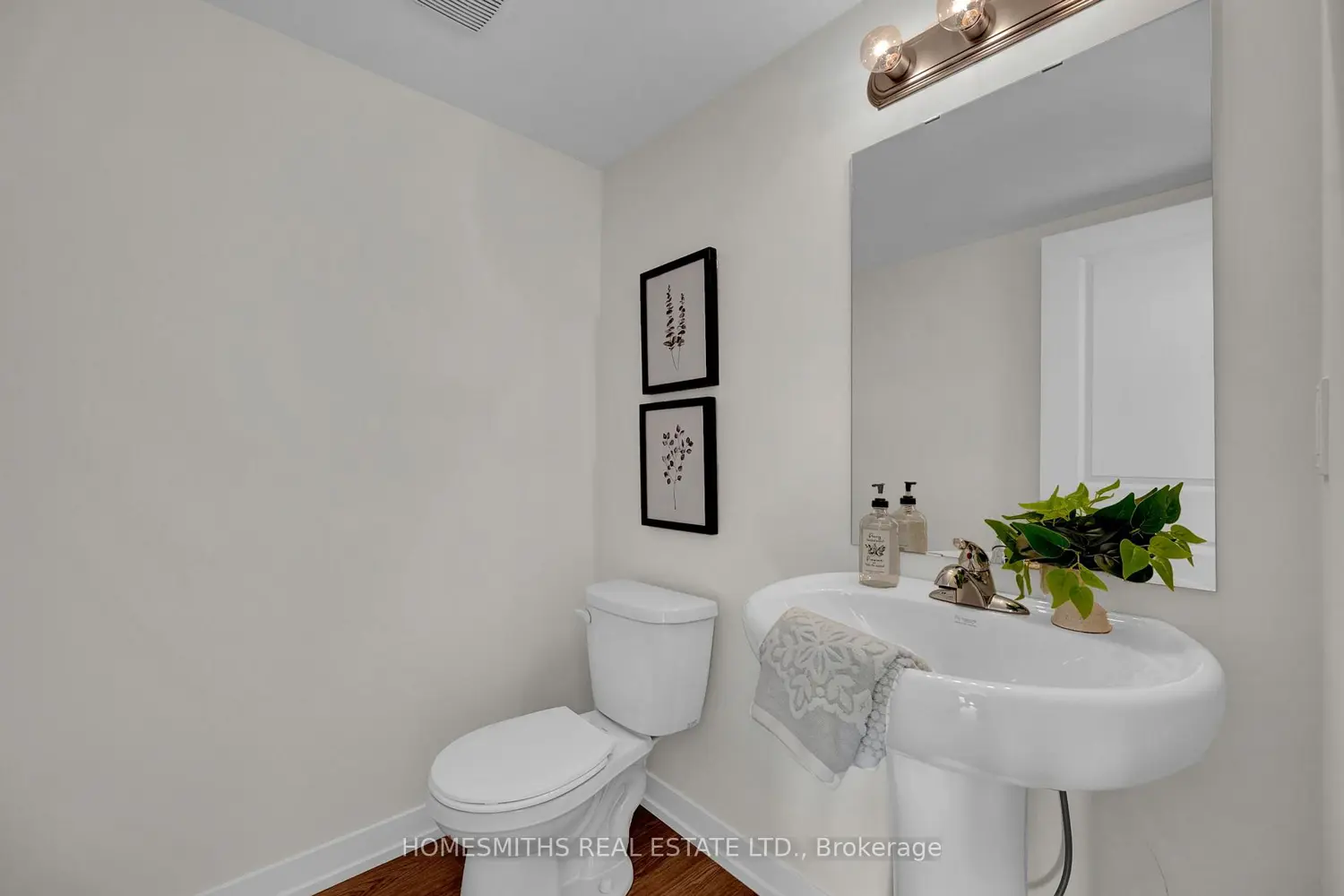 39 Addyman Crescent photo 5