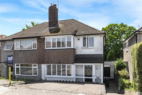 Lockesley Drive, Orpington, Kent BR5