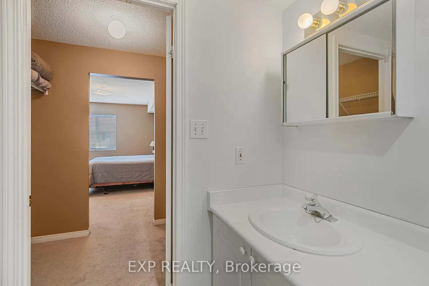 Additional image 17 of 107 Bond Street 303