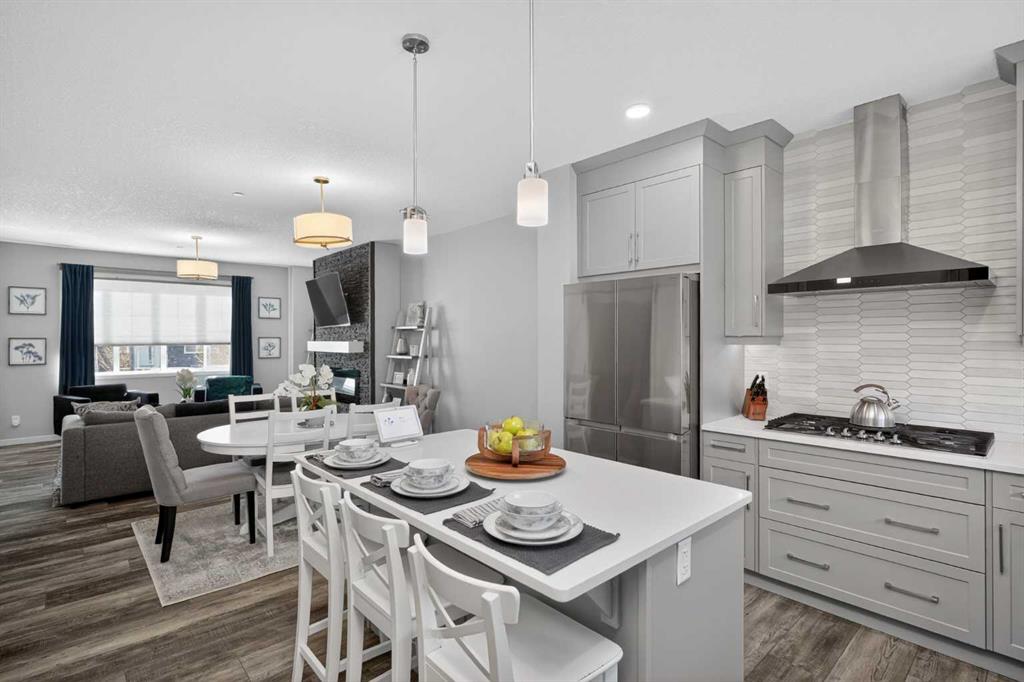 Additional image 2 of 31 Lucas Boulevard NW, Calgary, AB, T3P 1H8