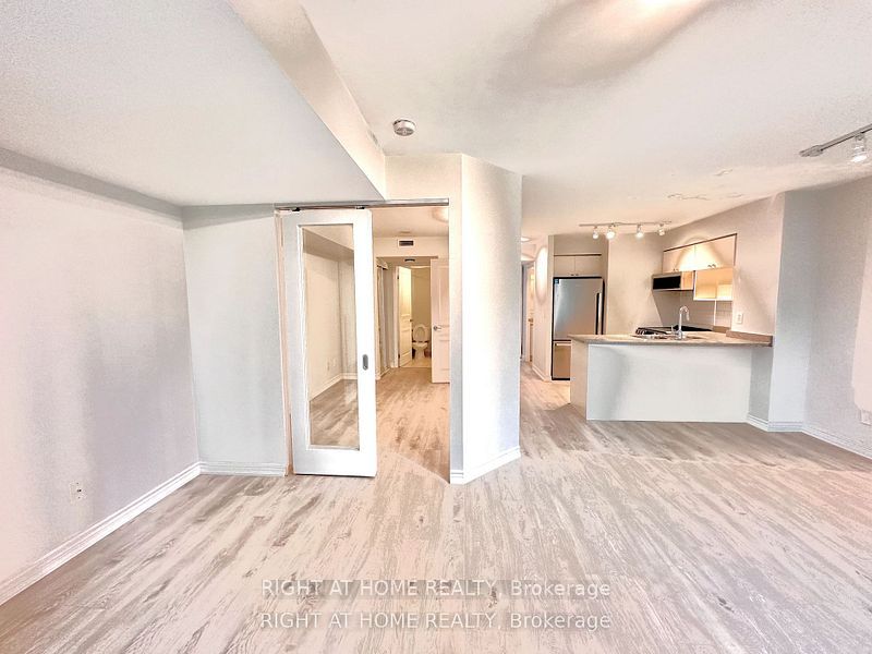 1514-18 Yonge Street, Toronto, ON, M5E 1Z8