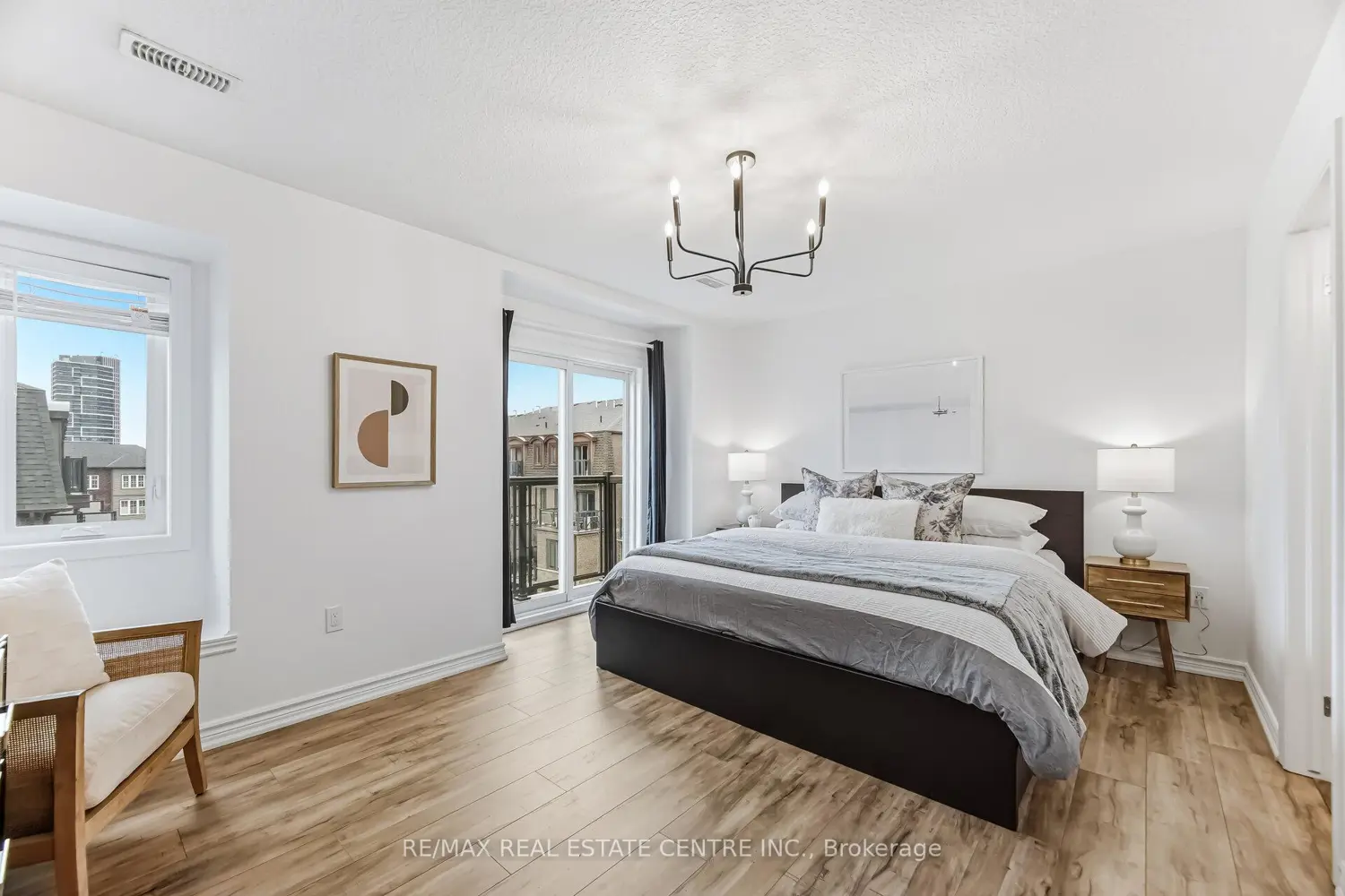 Additional image 12 of 445 Ontario Street 133