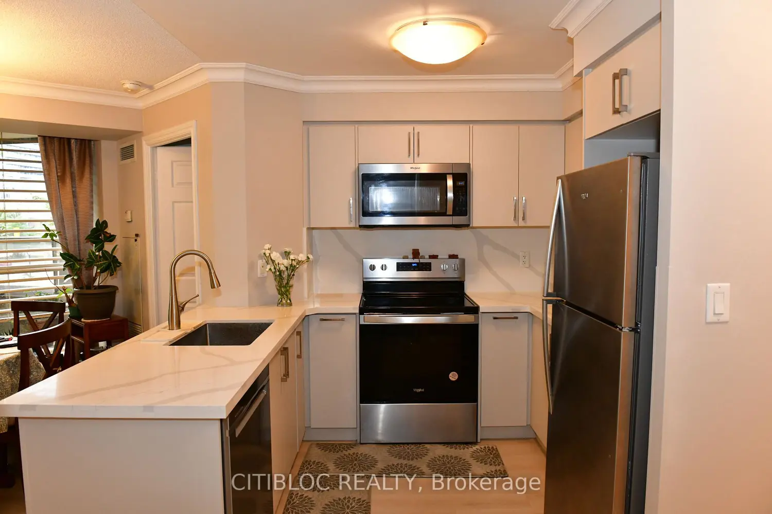 Additional image 5 of 310 Burnhamthorpe Road 213