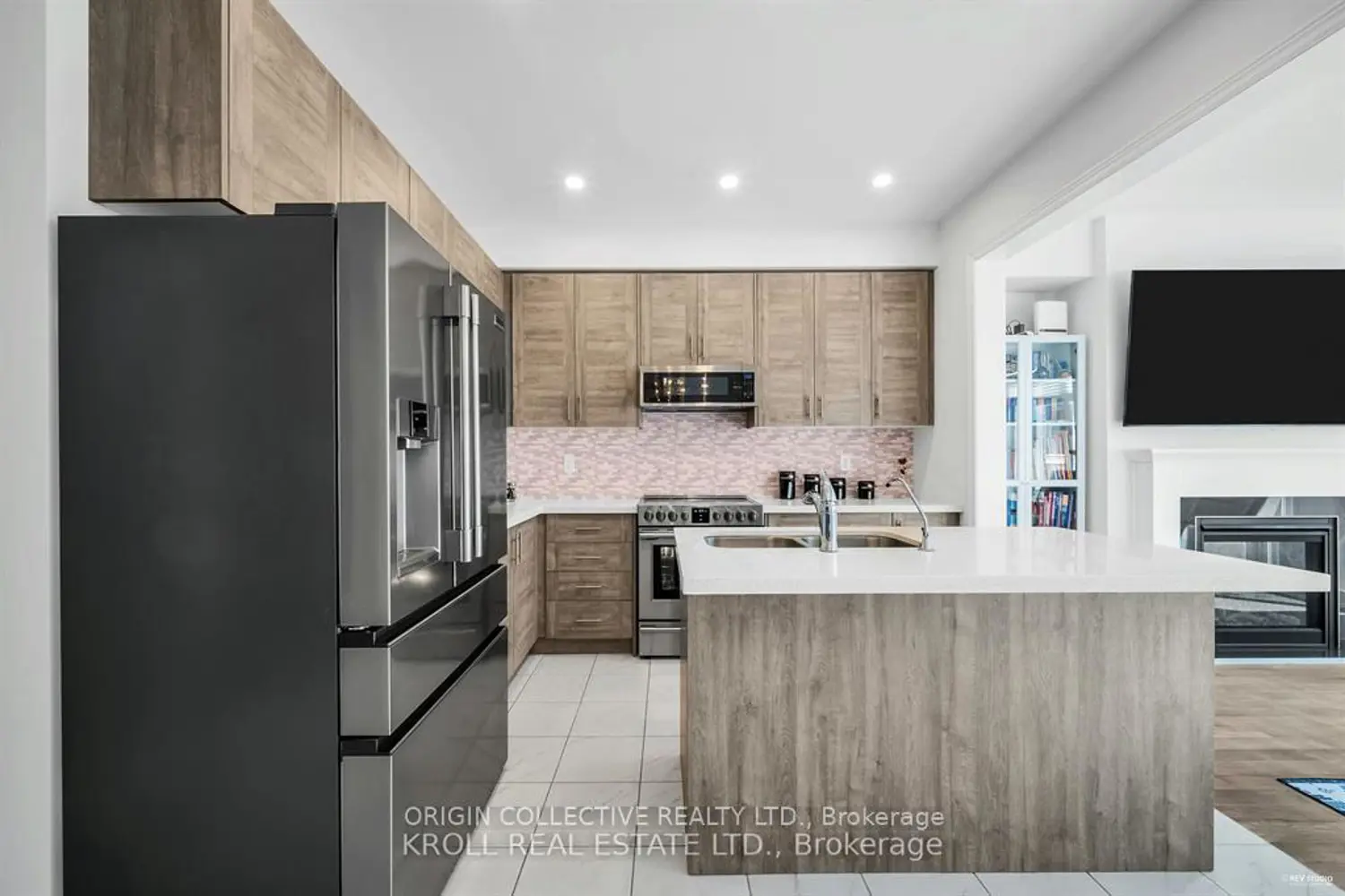 26 Frederick Taylor Way photo 4