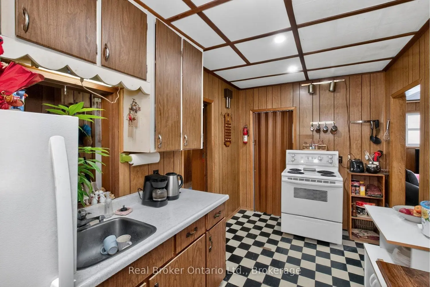 Additional image 3 of 156 Silver Birch Crescent