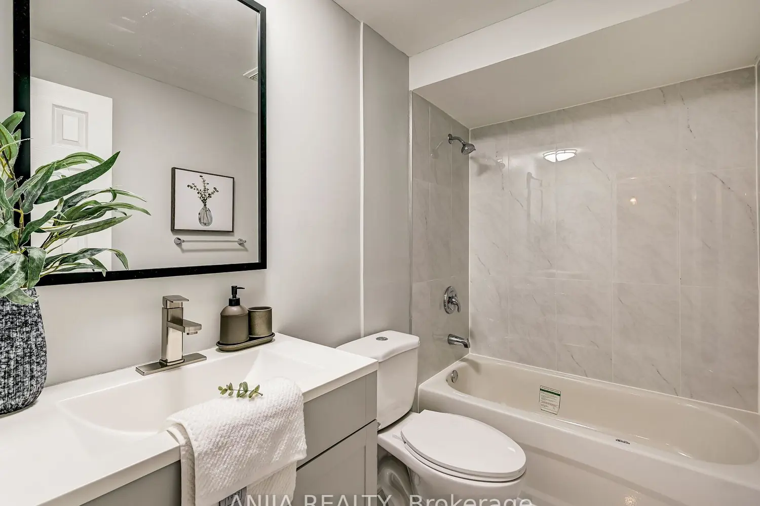 Additional image 13 of 61 Sorrell Crescent