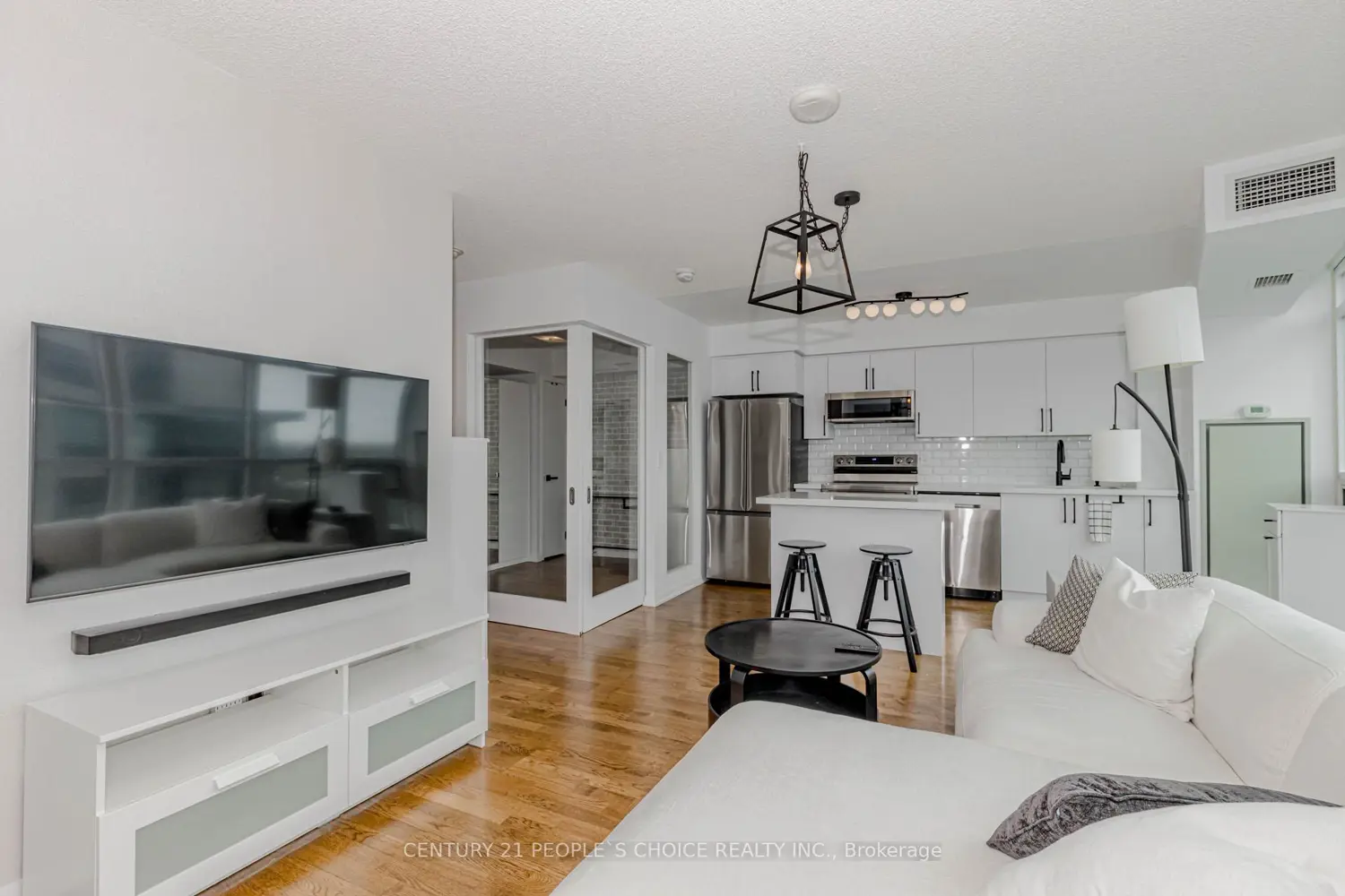 Additional image 9 of 215 Fort York Boulevard 1611
