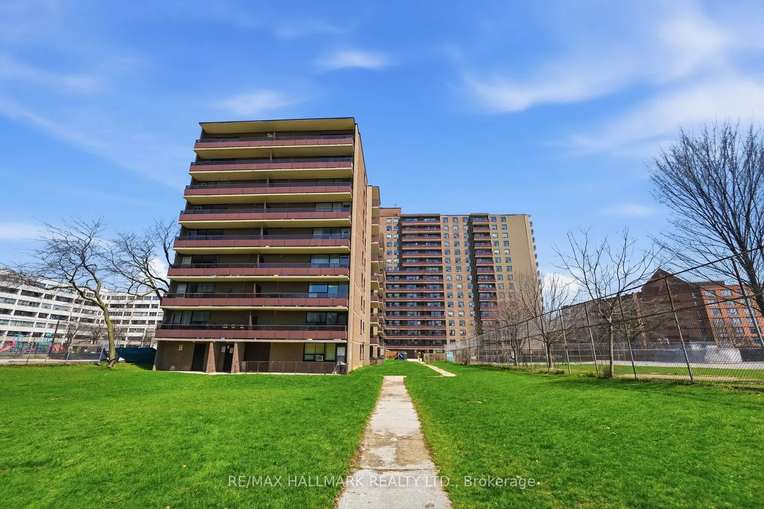 Additional image 17 of 180 Markham Road 503
