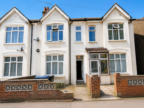 West End Road, Southall, Greater London UB1