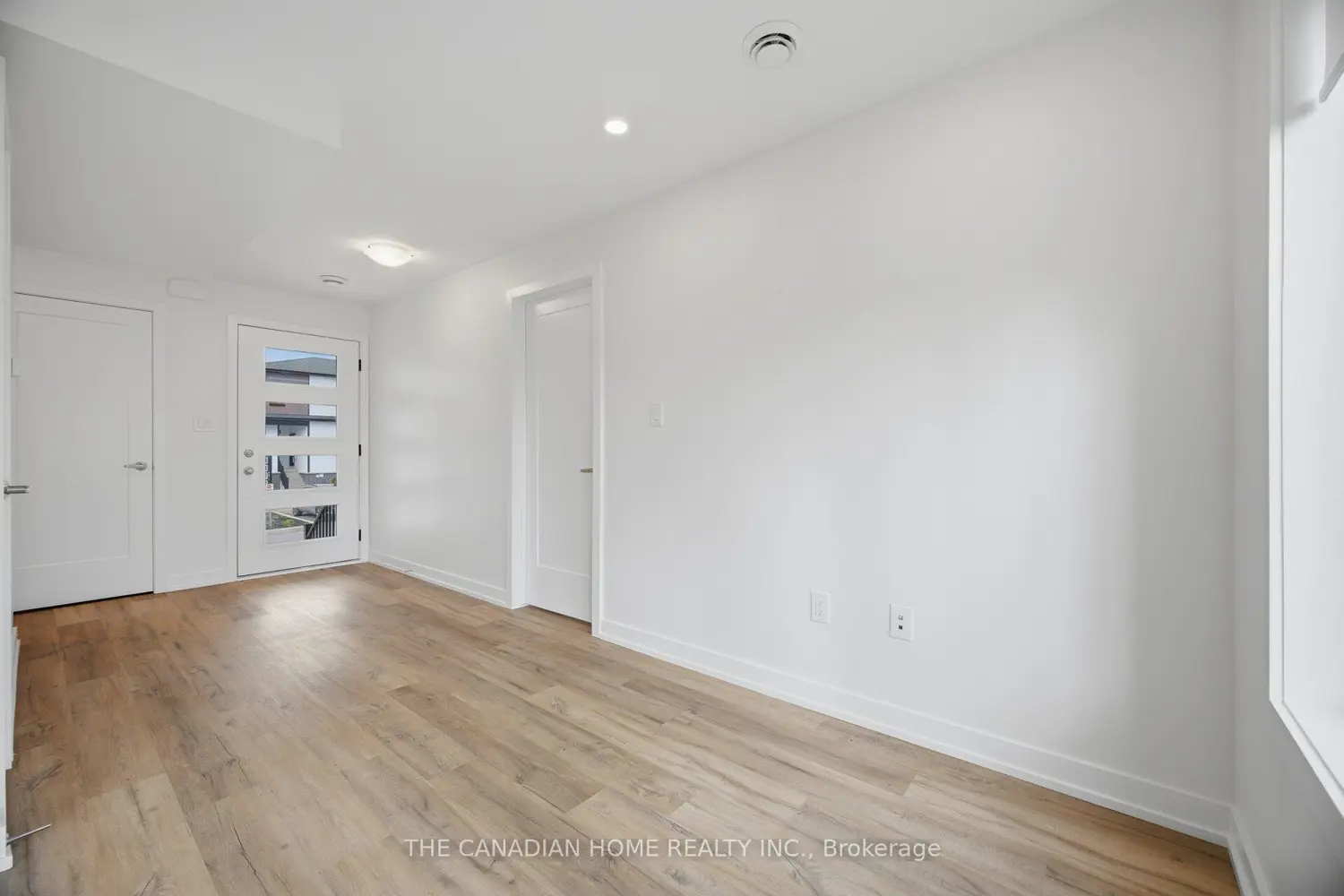 Additional image 5 of 4263 Fourth Avenue 321