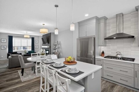 Additional image 8 of 31 Lucas Boulevard NW, Calgary, AB, T3P 1H8