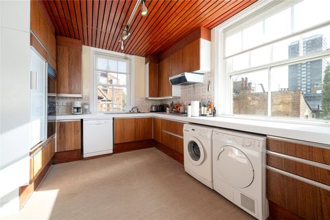Prince Of Wales Drive, London SW11