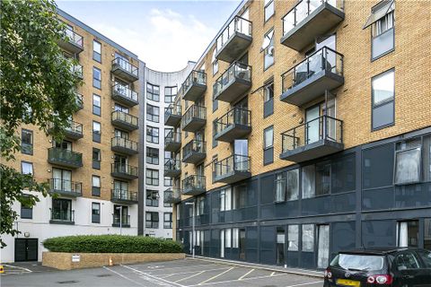 Durnsford Road, London SW19
