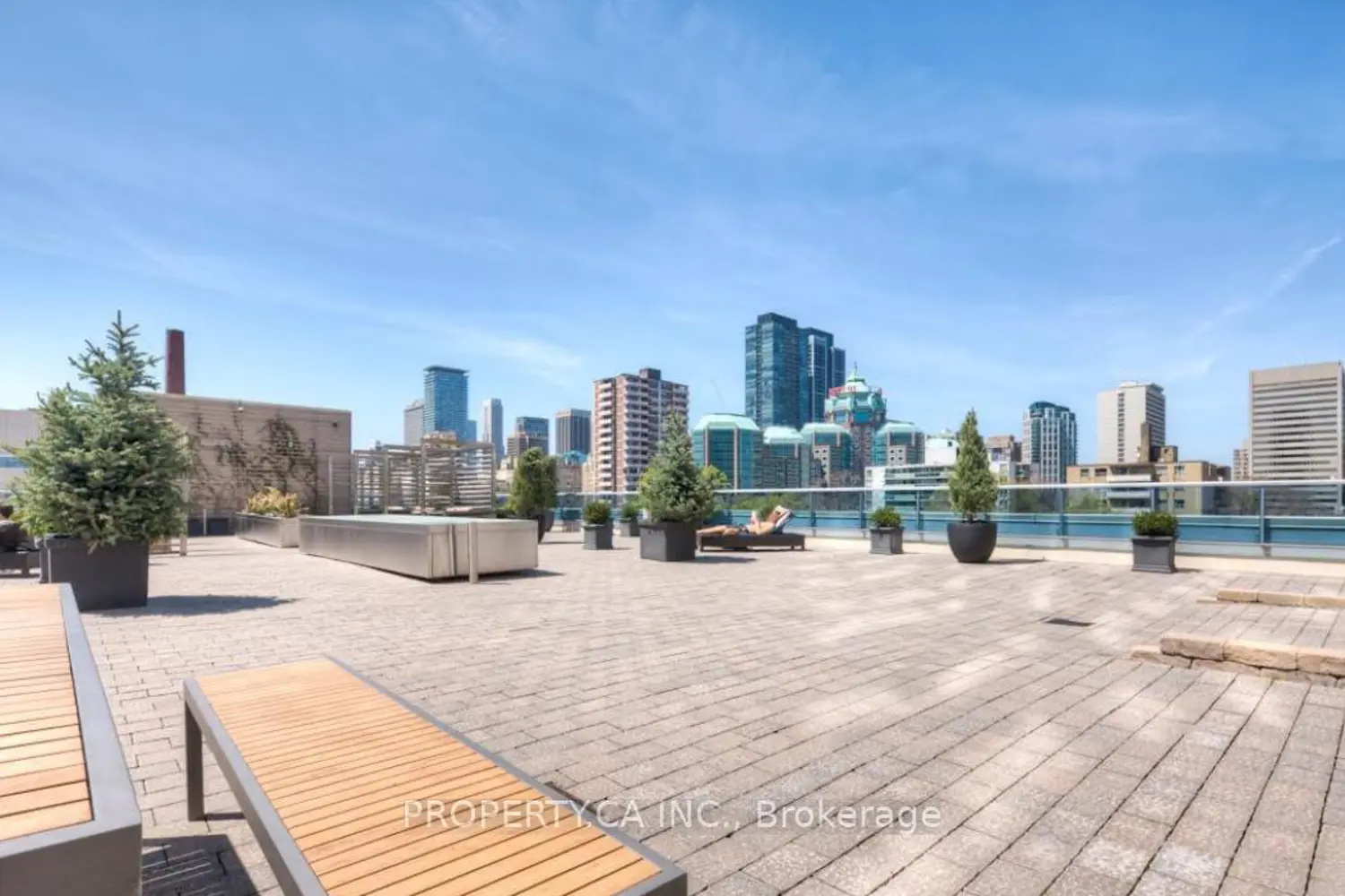 Additional image 12 of 500 Sherbourne Street 2202