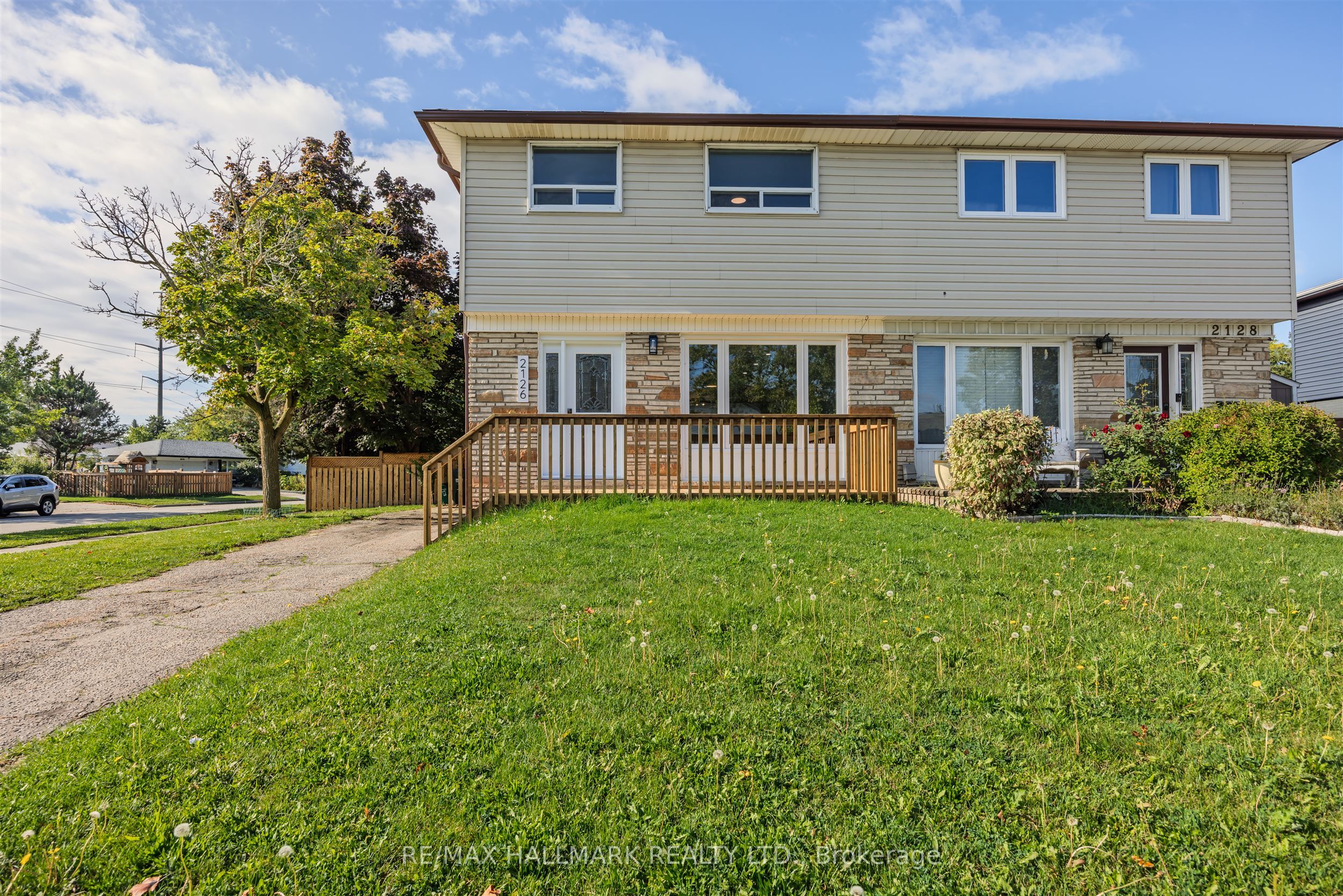 Additional image 4 of 2126 Pashak Court, Mississauga, ON, L5A 1H7