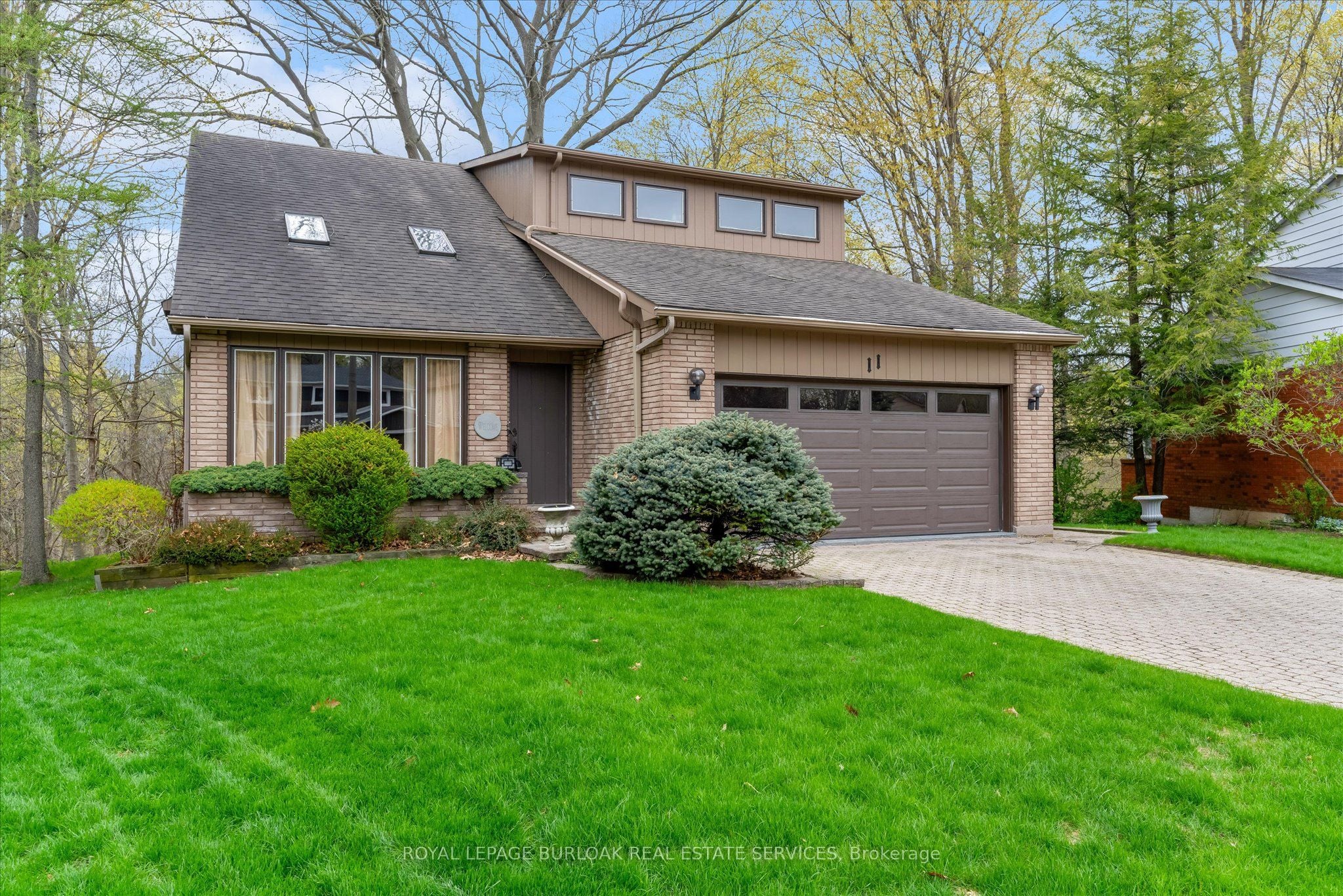 11 Crawford Court, Hamilton, ON, L9H 6G2