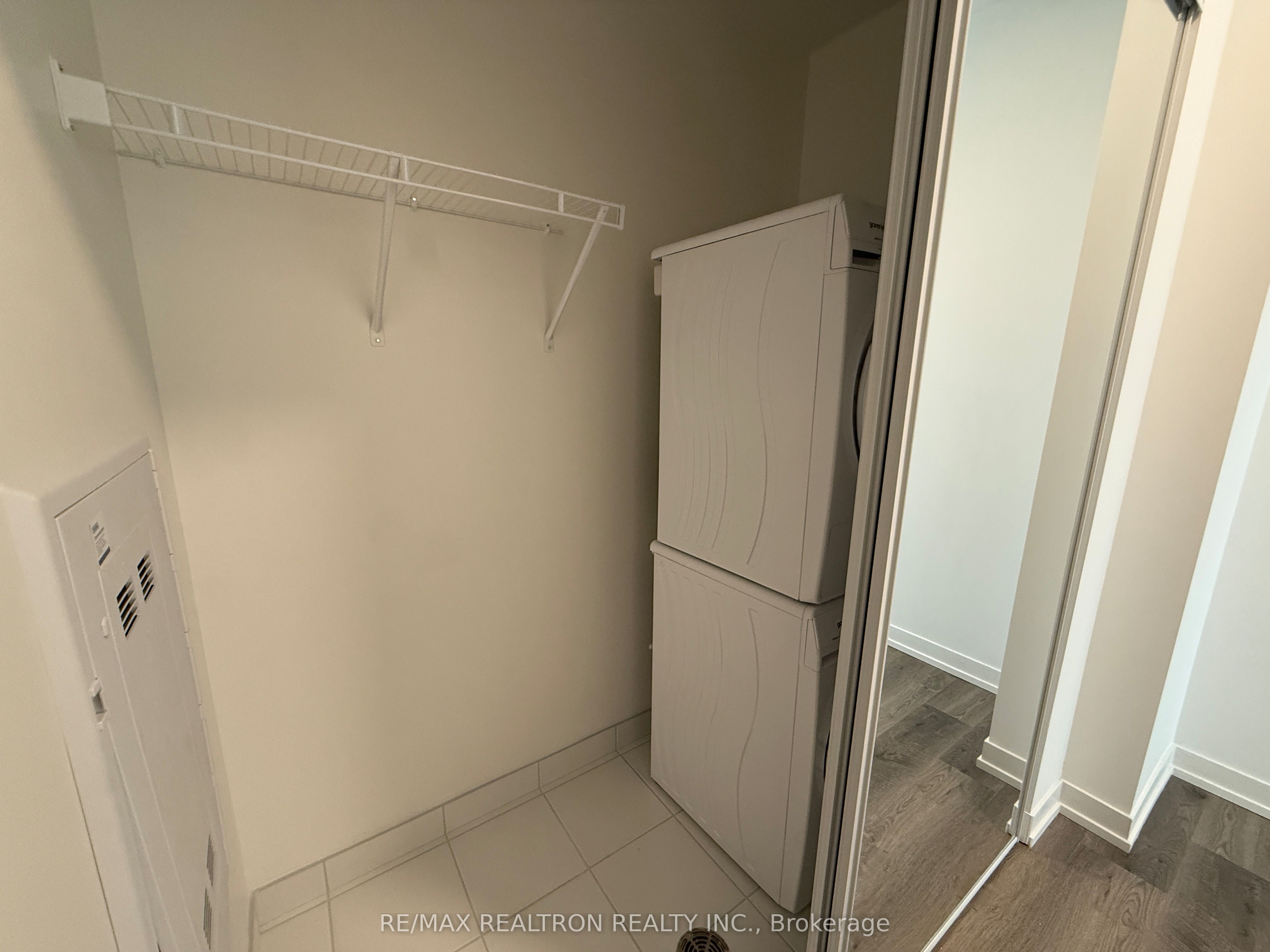 Additional image 4 of 5112-8 Interchange Way, Vaughan, ON, L4K 5Z7