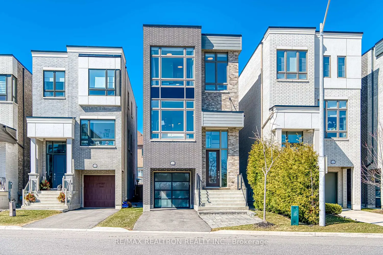 10 Hesperus Road
