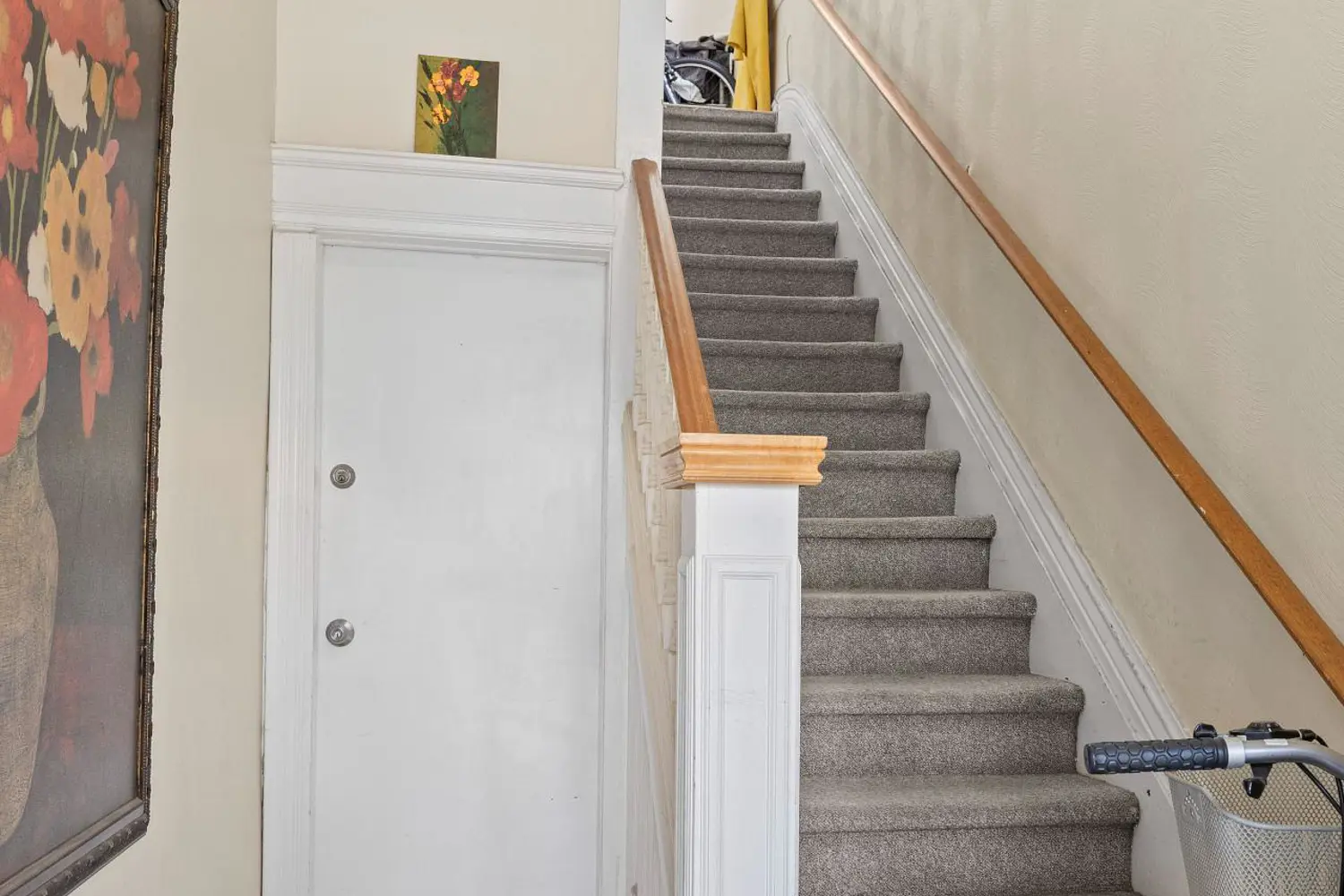 551 Adelaide Street photo 4