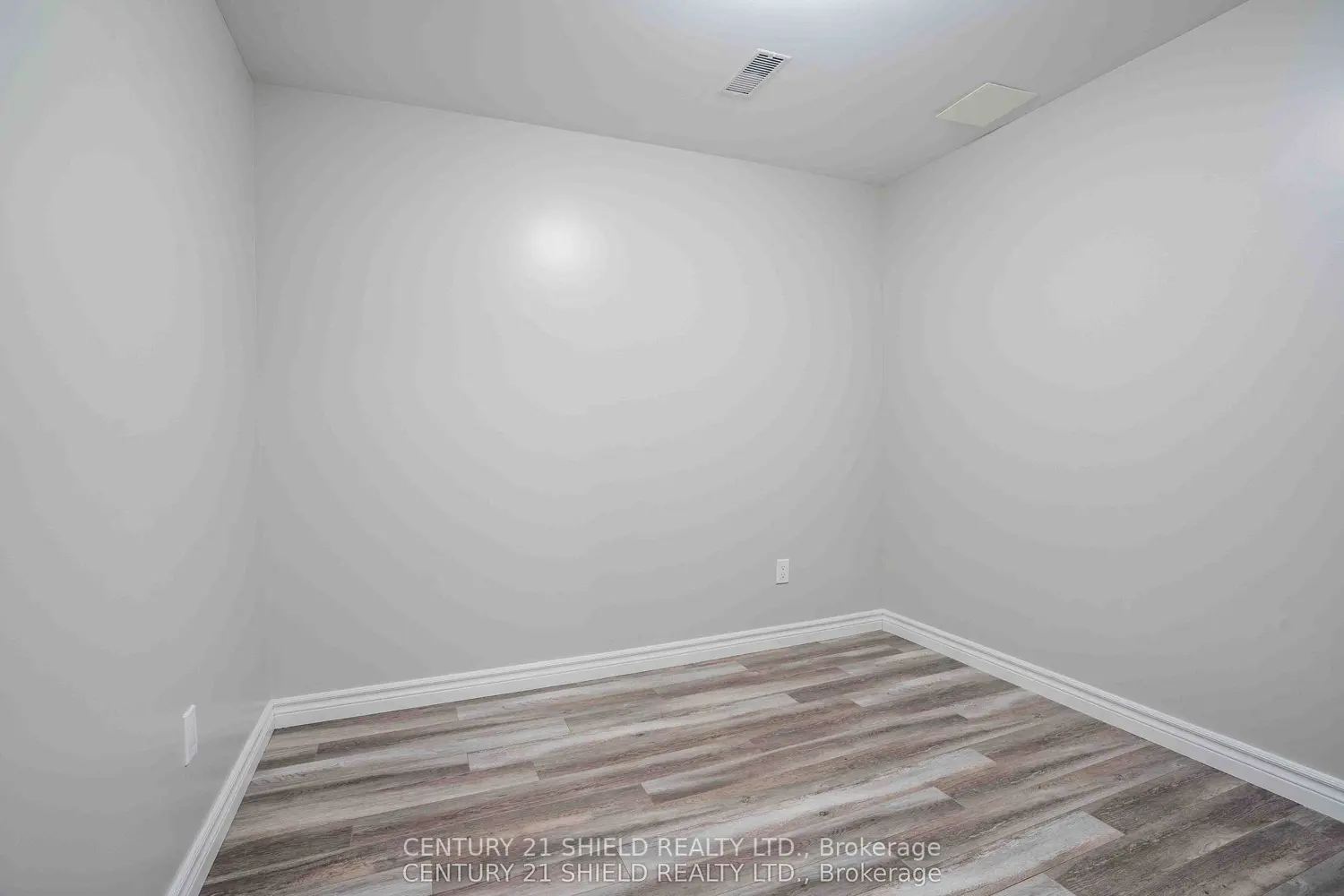 Additional image 19 of 223 Third Street
