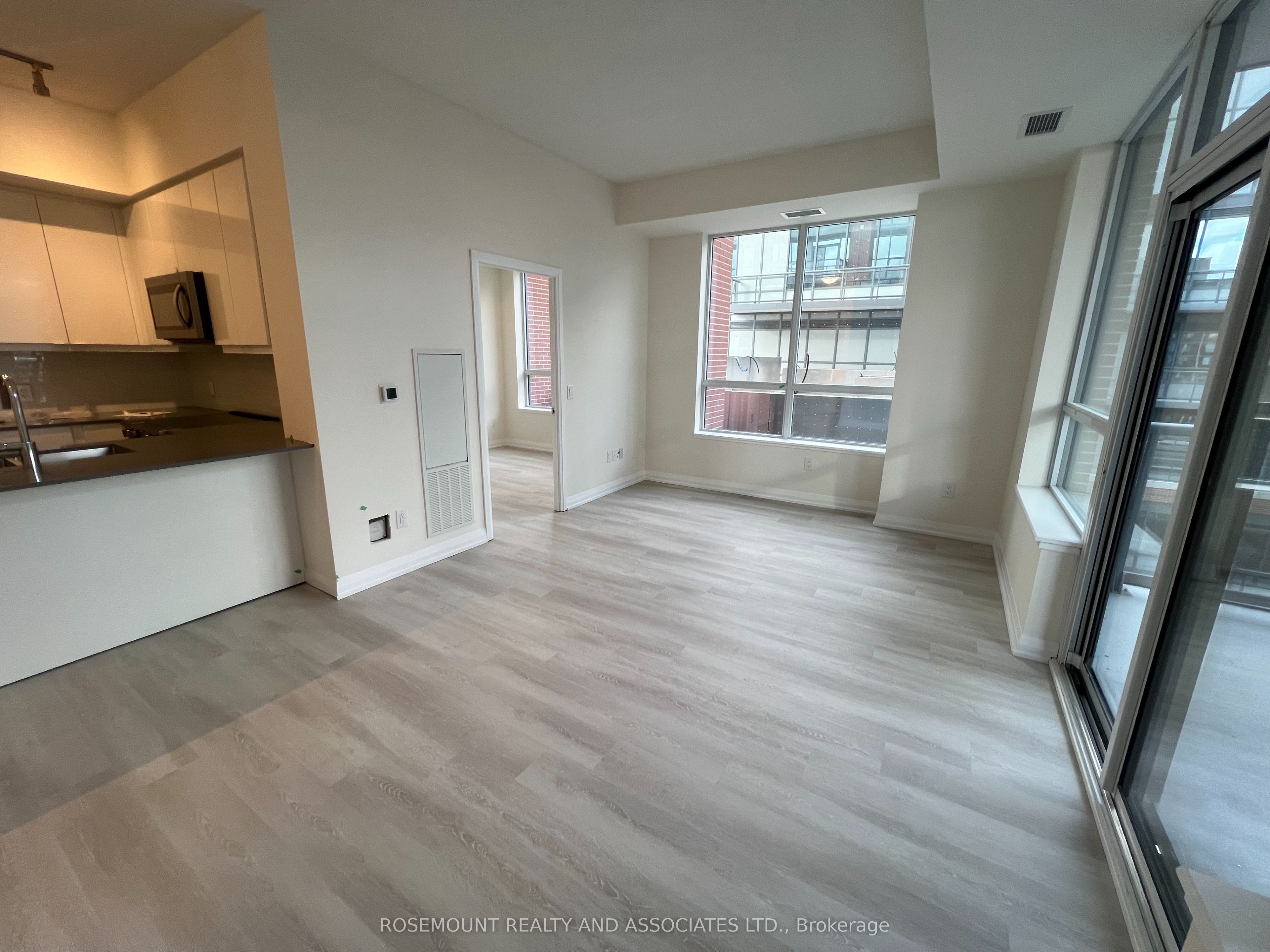 Additional image 6 of 1004-3260 Sheppard Avenue E, Toronto, ON, M1T 0B3