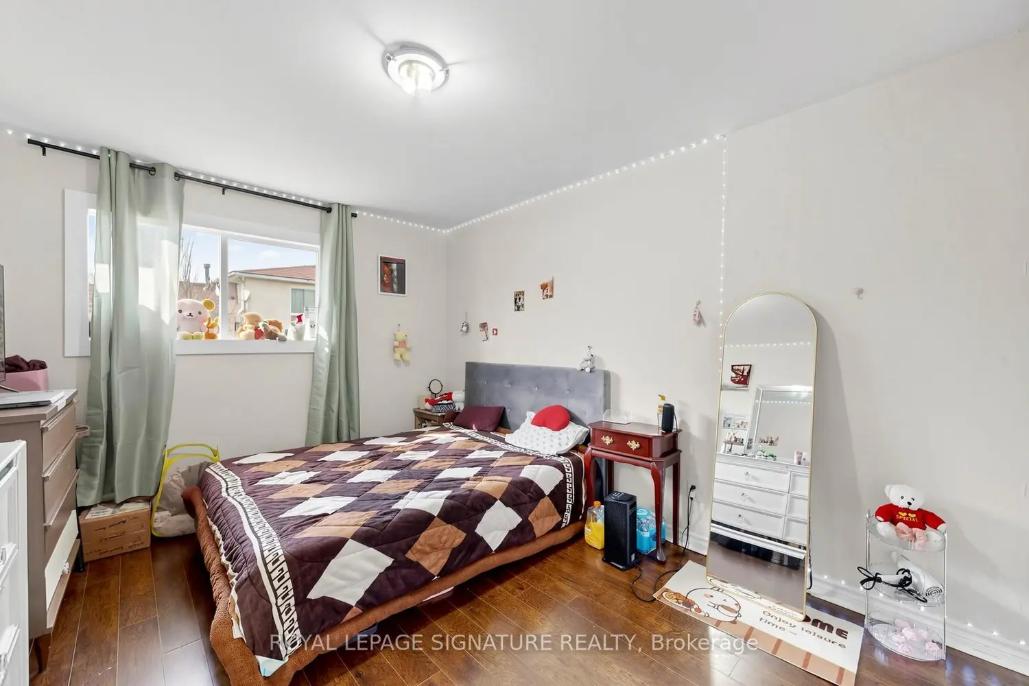 15 Gainsborough Road photo 4
