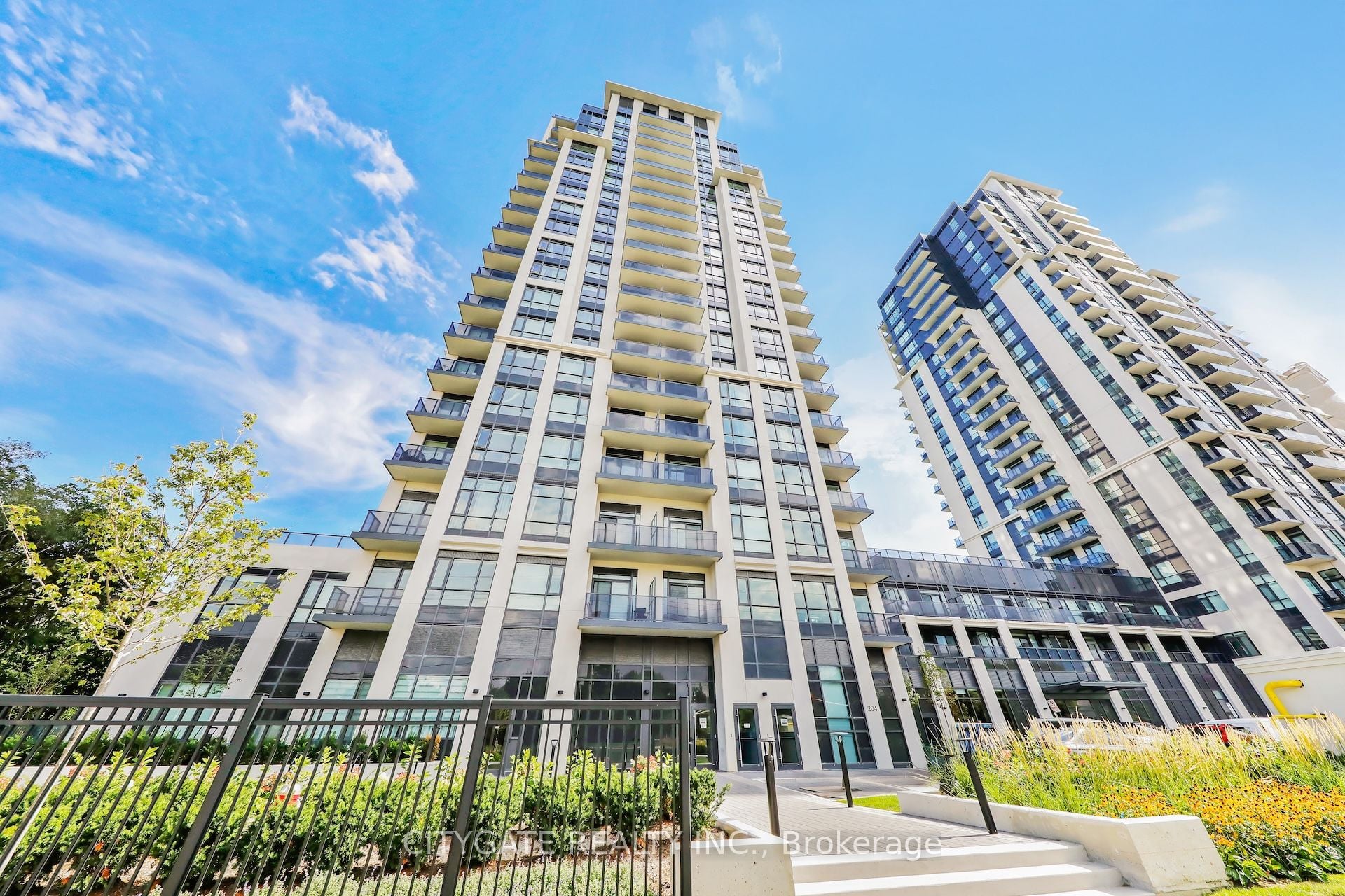 1610-202 Burnhamthorpe Road E, Mississauga, ON, L5A 0B2