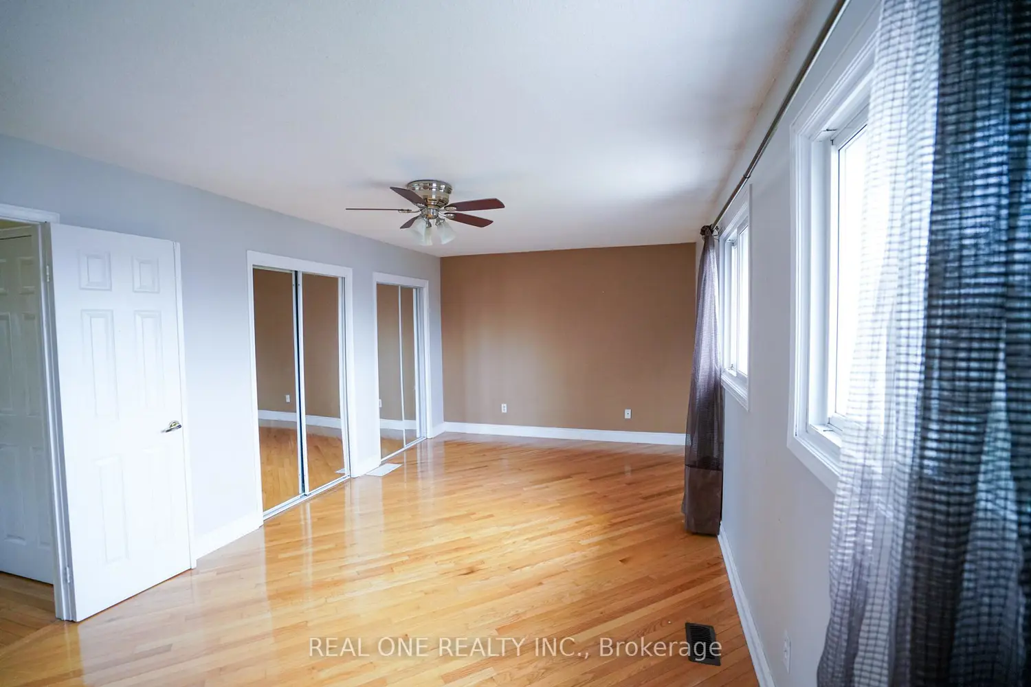 Additional image 6 of 476 Bud Gregory Boulevard