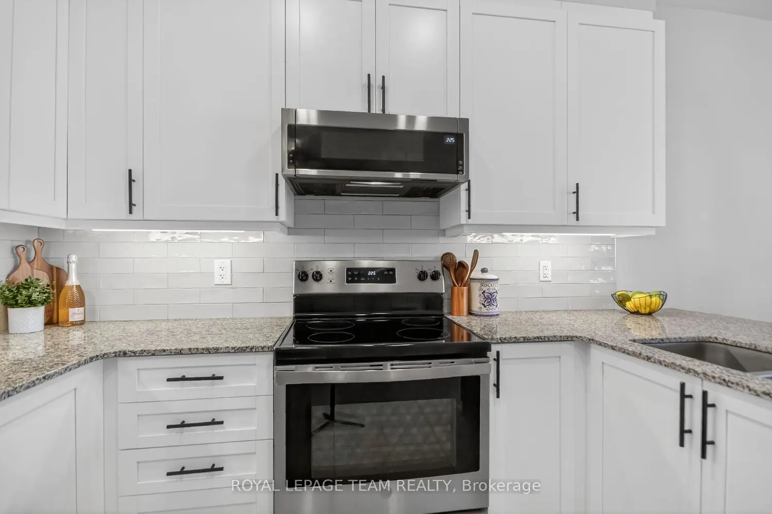 Additional image 8 of 802 Bascule Place