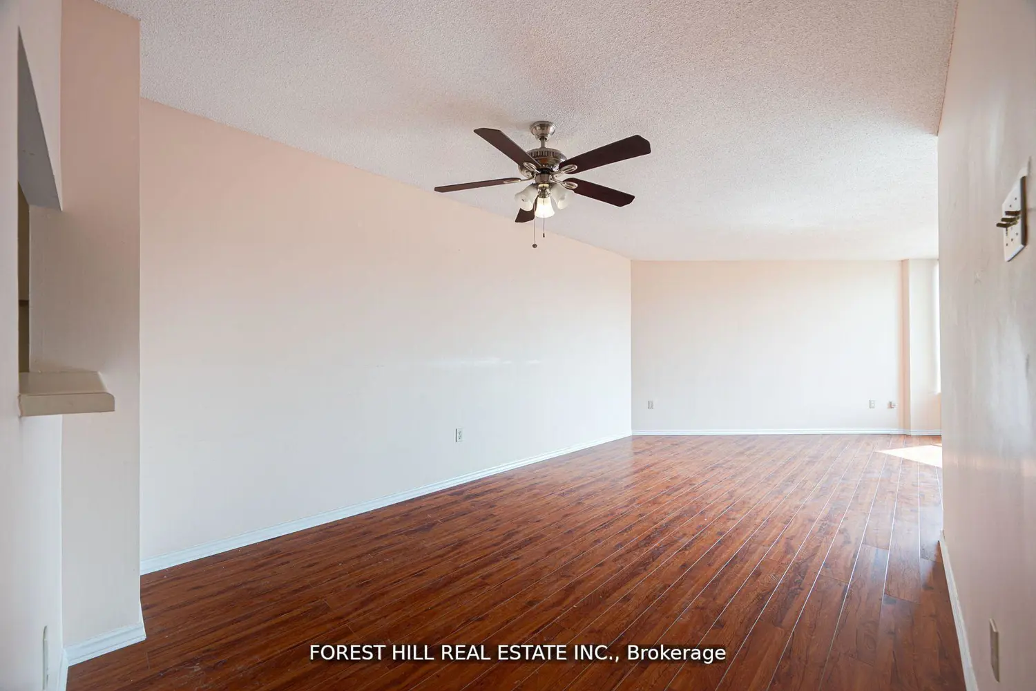 Additional image 7 of 7440 Bathurst Street 308