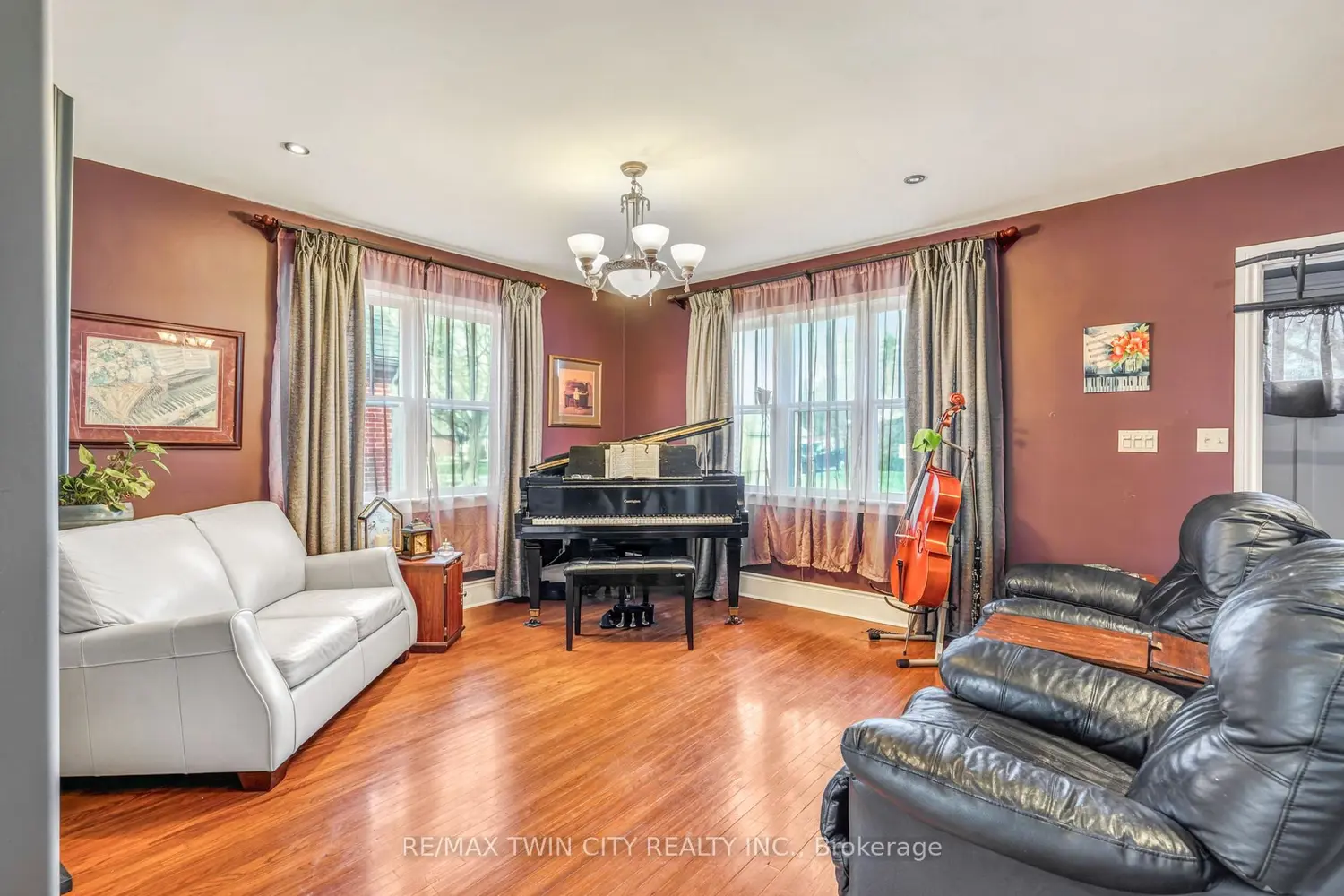 32 Fulton Street photo 4