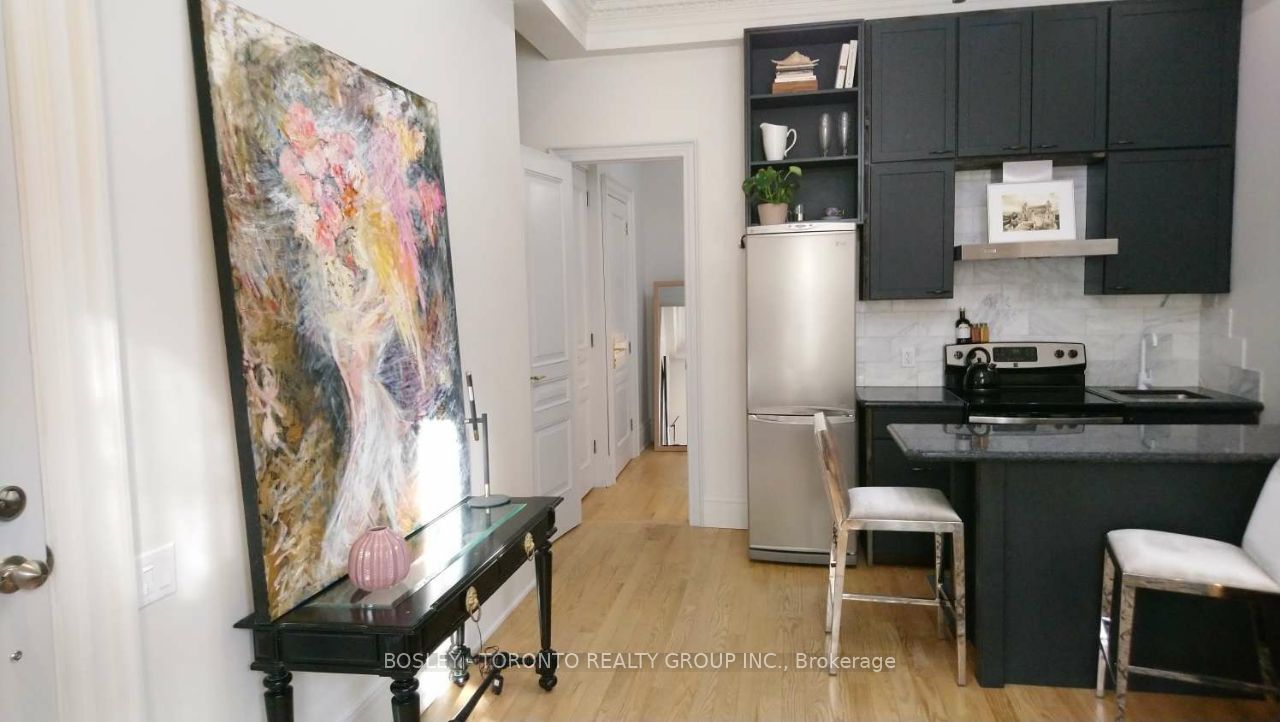 1-21 Lansdowne Avenue, Toronto, ON, M6K 2V7