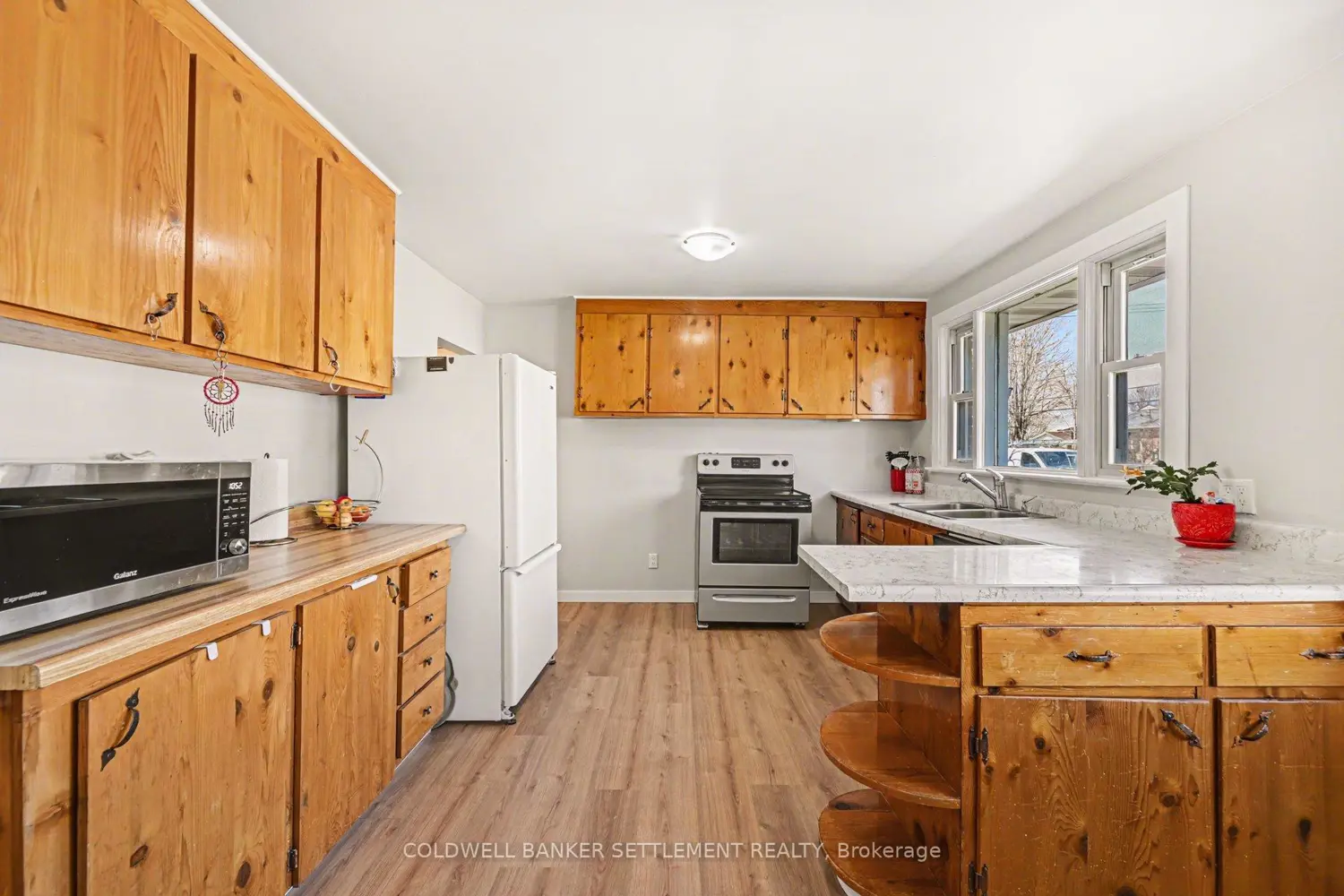 Additional image 8 of 27 Broadview Avenue