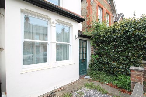 Strafford Road, Barnet EN5