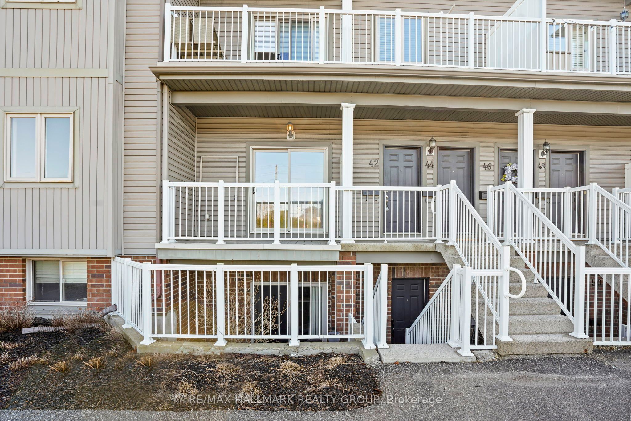 42 Sternes Private, Ottawa, ON, K4A 0X8 photo 2