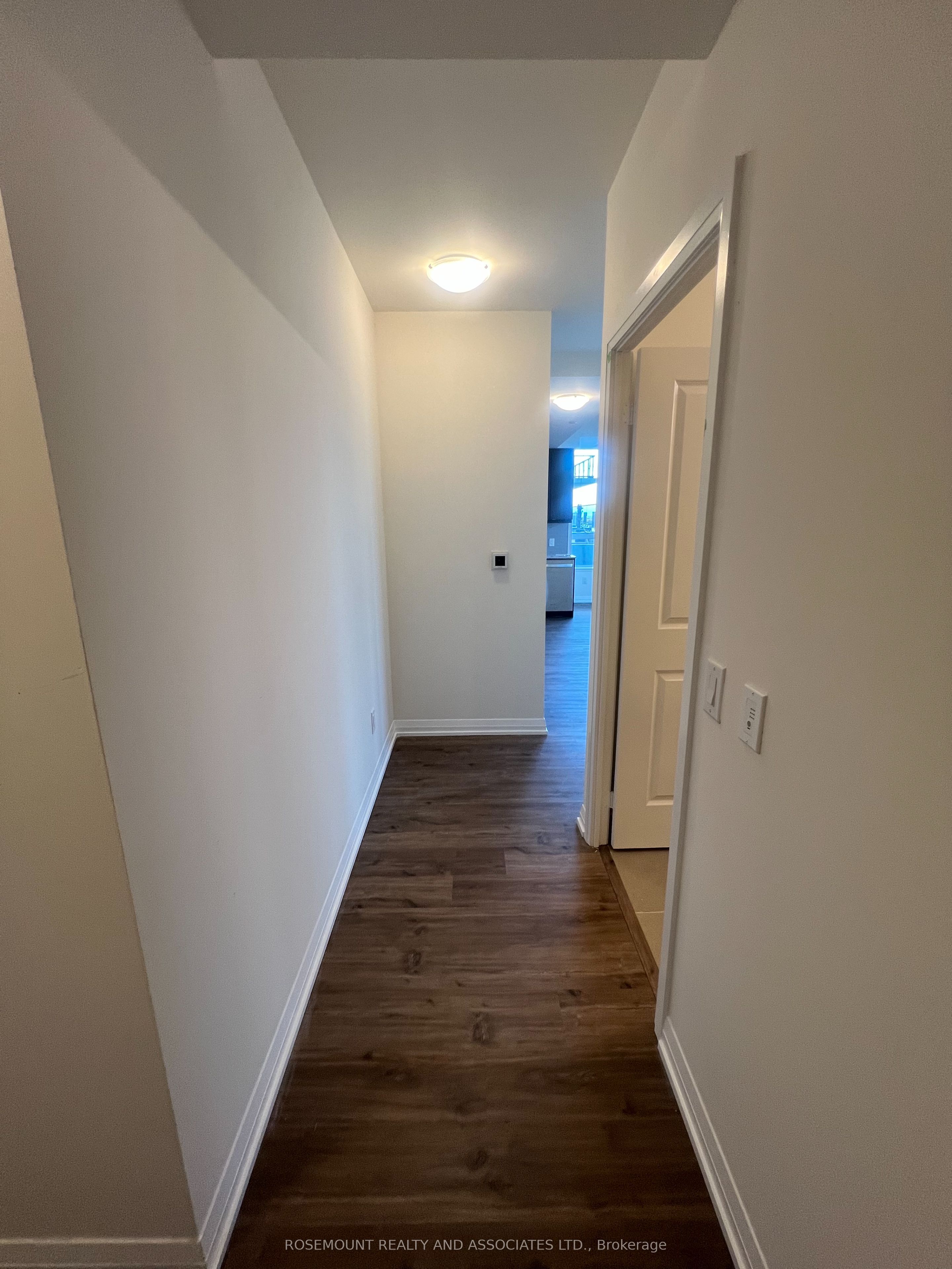 Additional image 2 of 1029-3270 Sheppard Avenue E, Toronto, ON, M1T 0B3