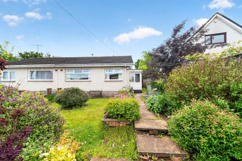 Castleton Avenue, Newton Mearns, Glasgow G77
