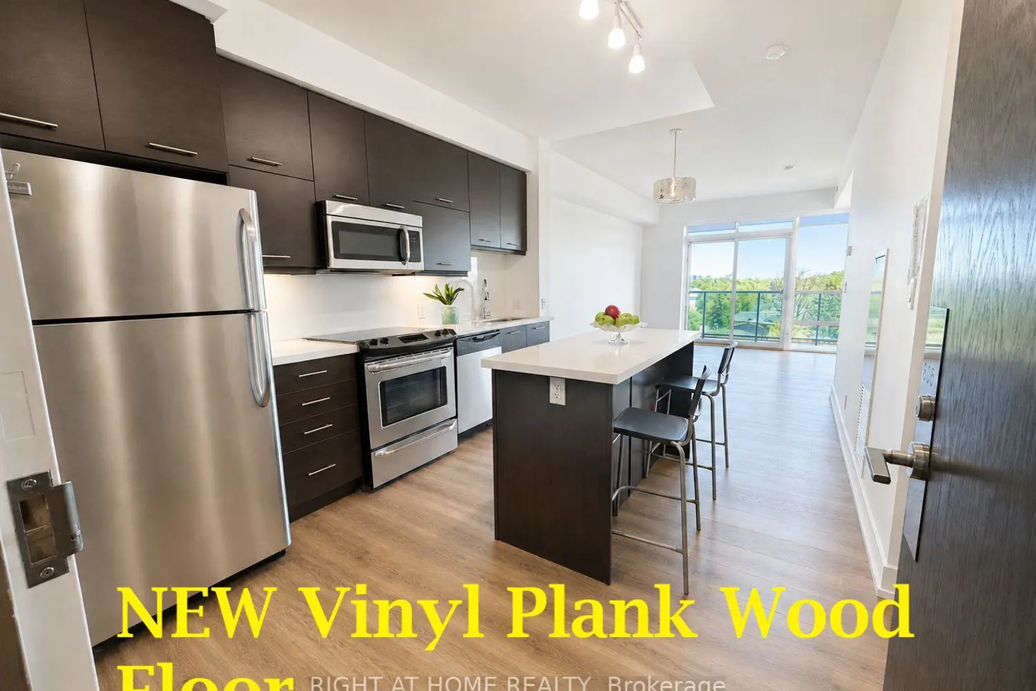 26 Norton Avenue 805