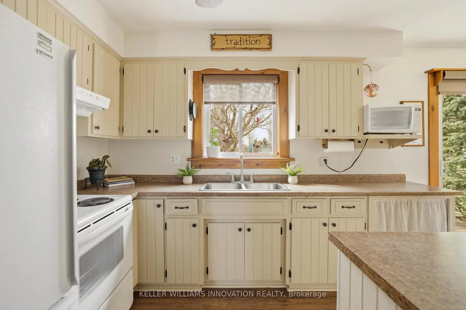 Additional image 10 of 465 Boyne Avenue