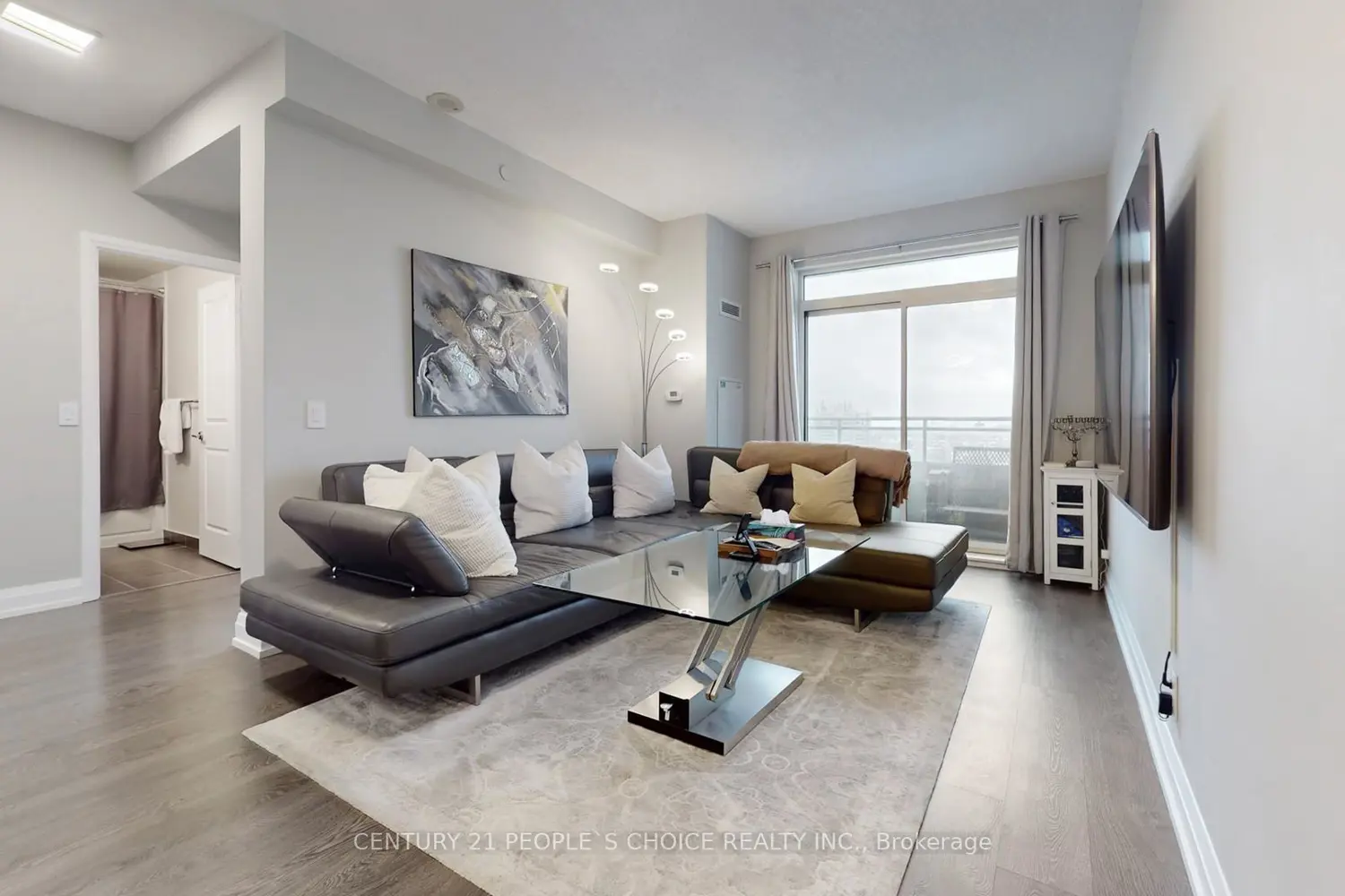 7890 Bathurst Street 1404 photo 4