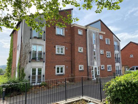 Bartholomews Square, Horfield, Bristol BS7