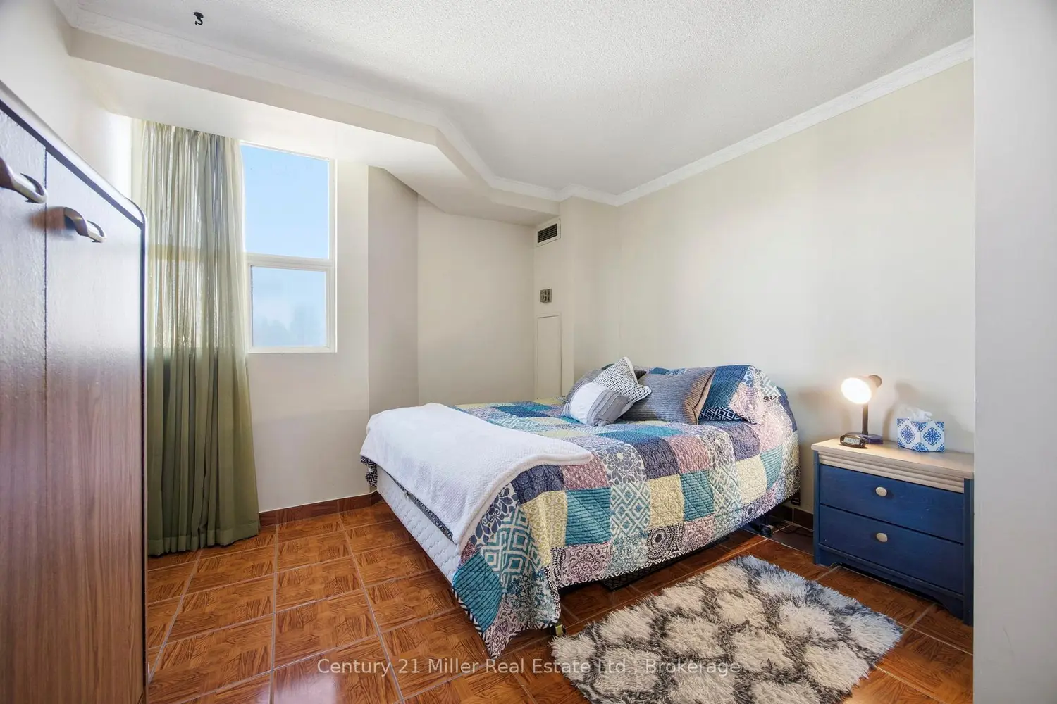 Additional image 15 of 3845 Lake Shore Boulevard 411