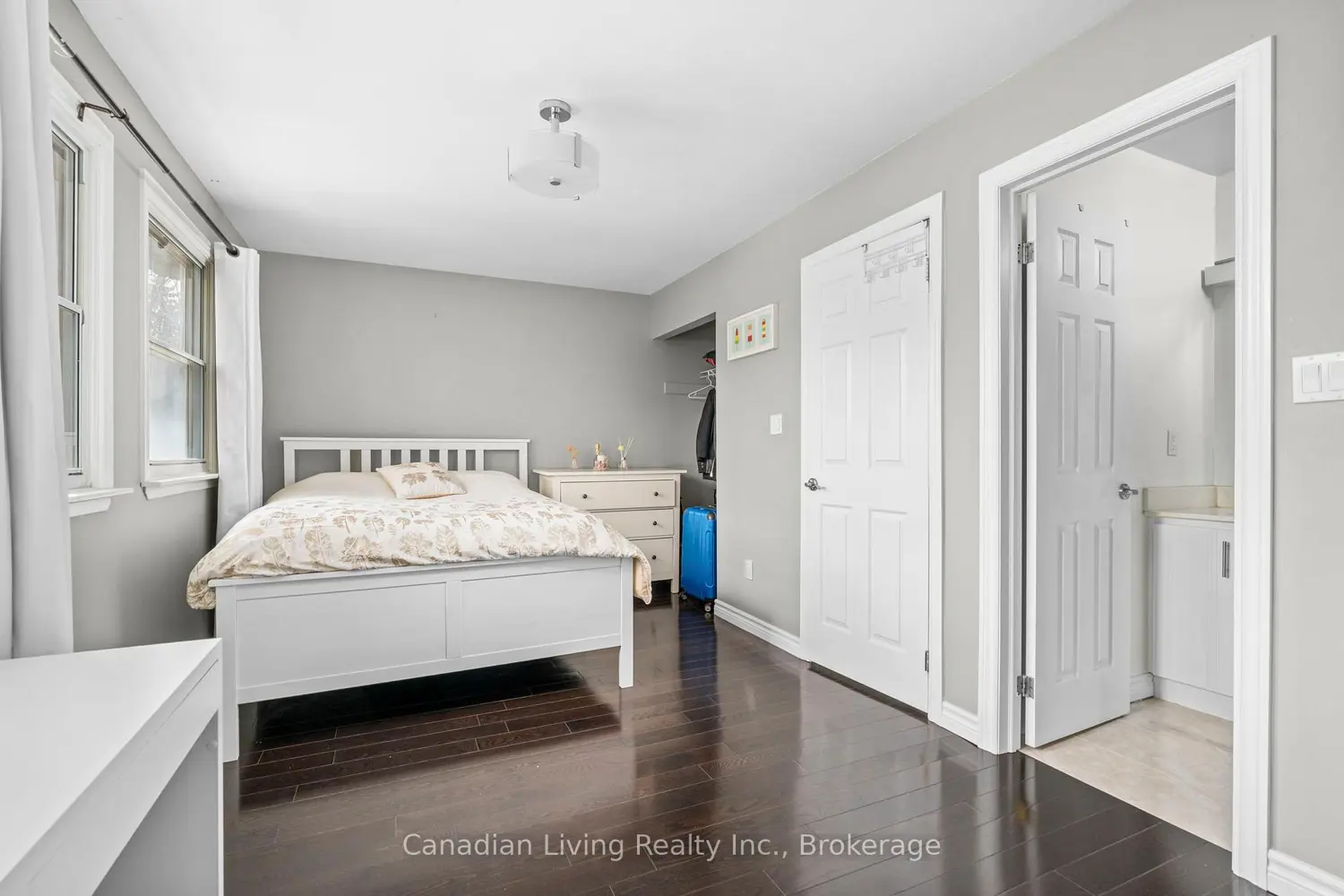 Additional image 11 of 55 English Ivyway Way