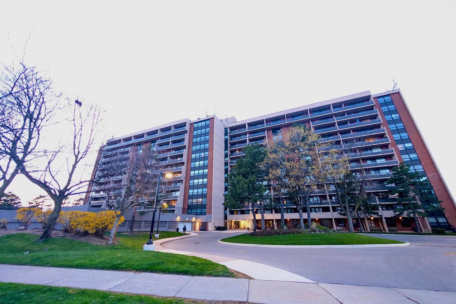 2929 Aquitaine Avenue 705