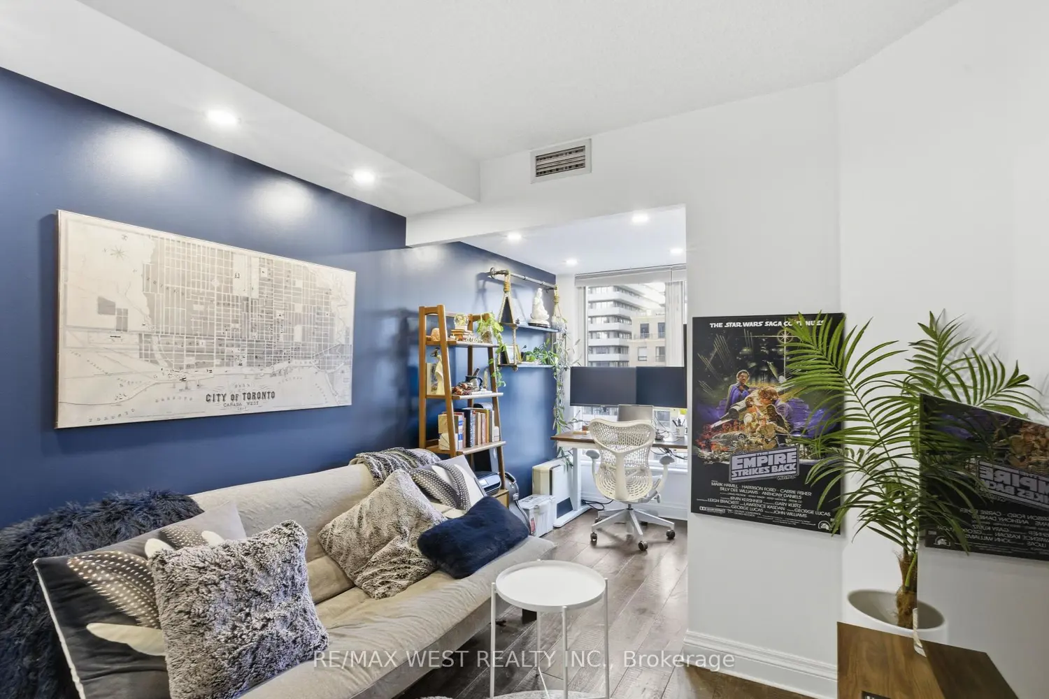 Additional image 13 of 55 Bloor Street 1709