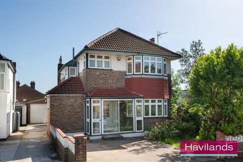 Farmleigh, Southgate, London N14