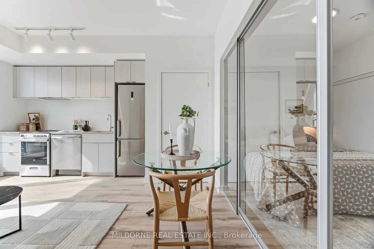 Additional image 4 of 1660 Bloor Street 708