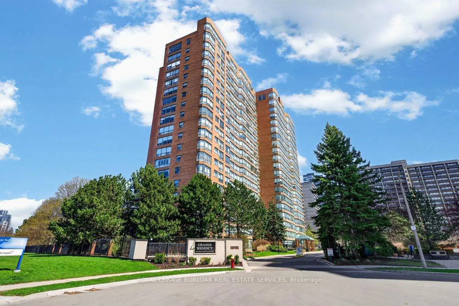 1276 Maple Crossing Boulevard 1503