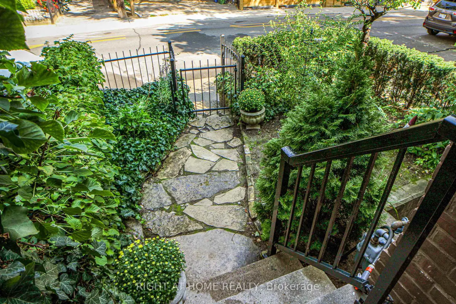 Additional image 3 of 440 Sackville Street